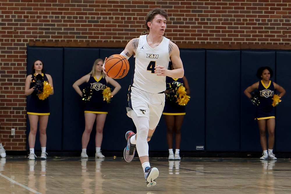 Wasps&rsquo; Comeback Bid Falls Short In SAC Quarterfinal Loss To Lenoir-Rhyne